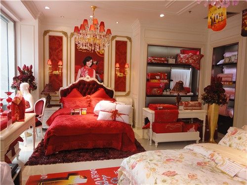 黛富妮“為愛加冕”創(chuàng)富基金會(huì)5月10日召開